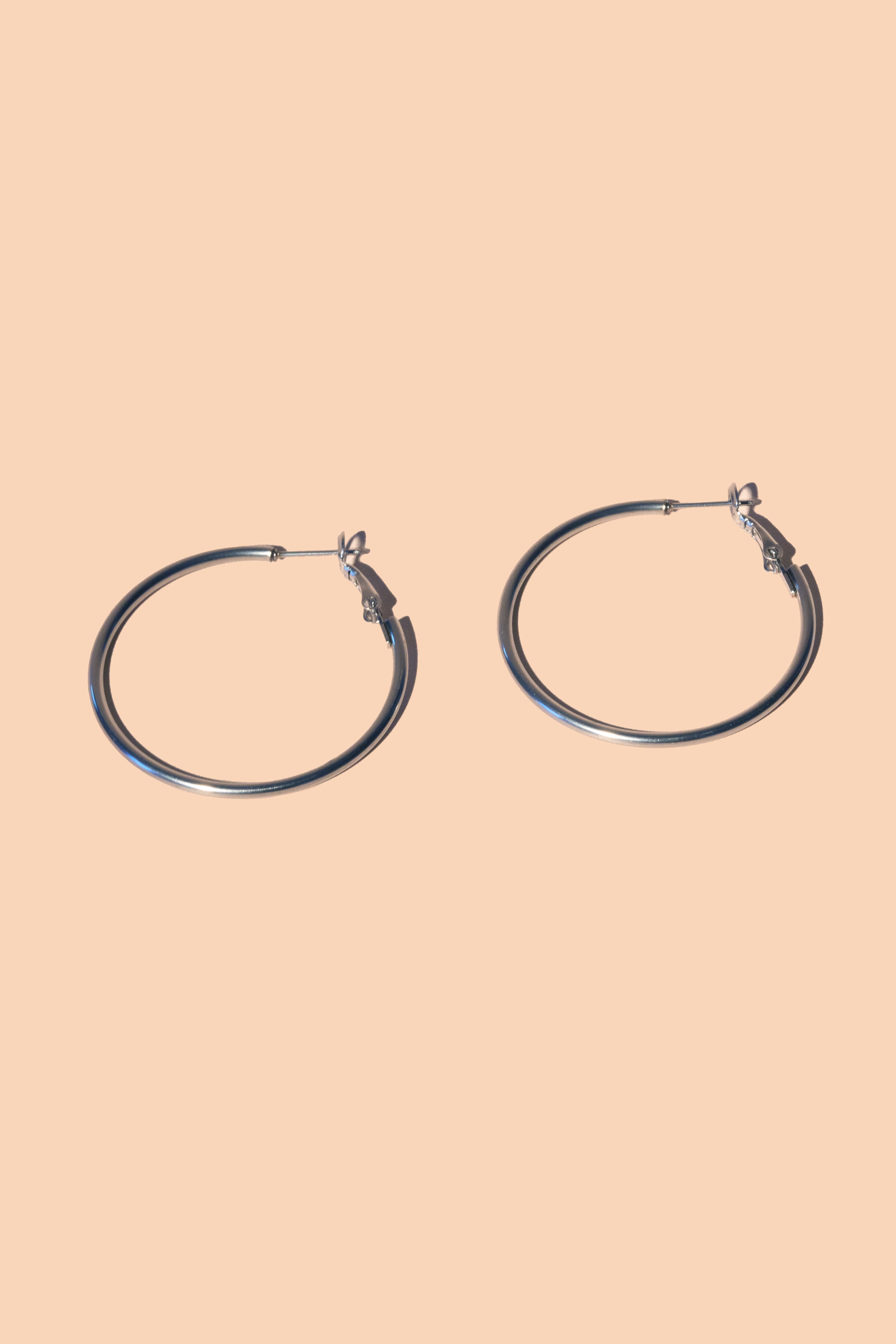 Anjelica Hoops