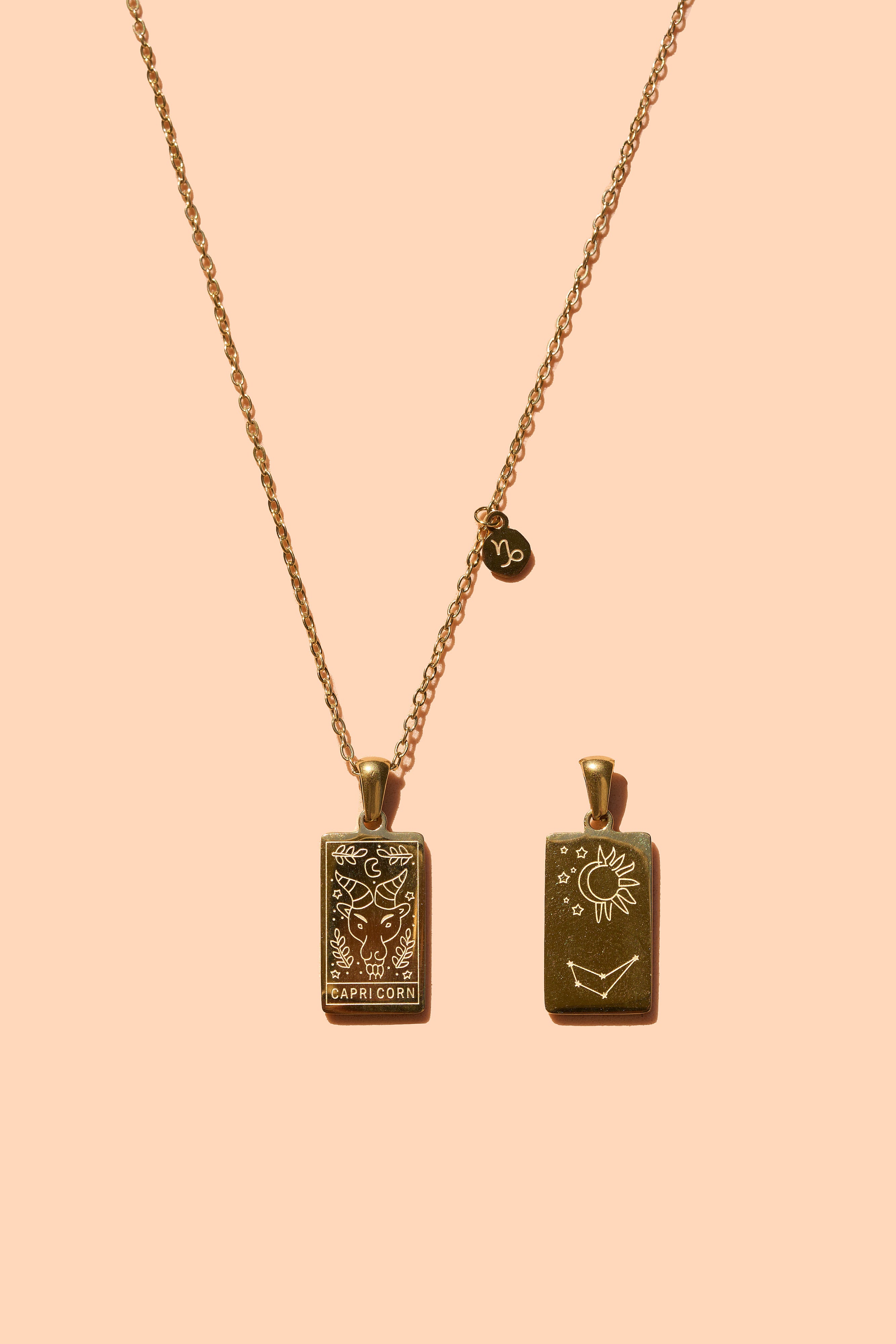 Capricorn_Gold_Necklace_No_Label_V01