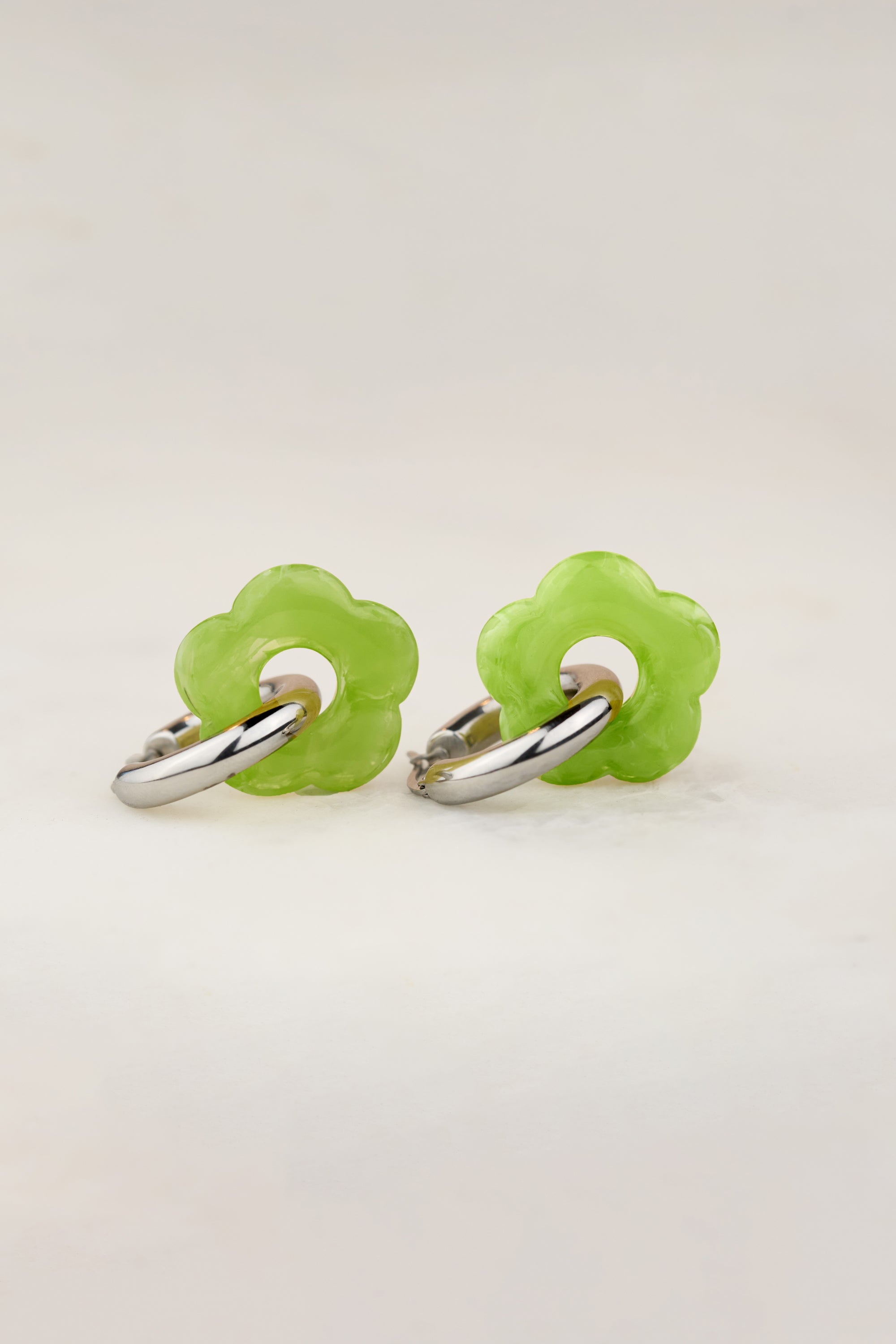 Dazy Nights in Silver