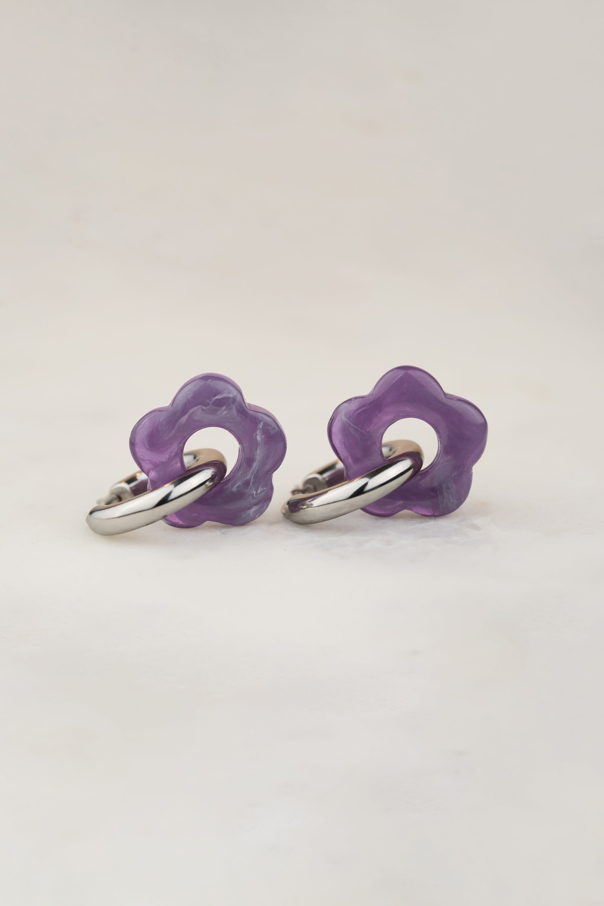 Dazy Nights in Silver