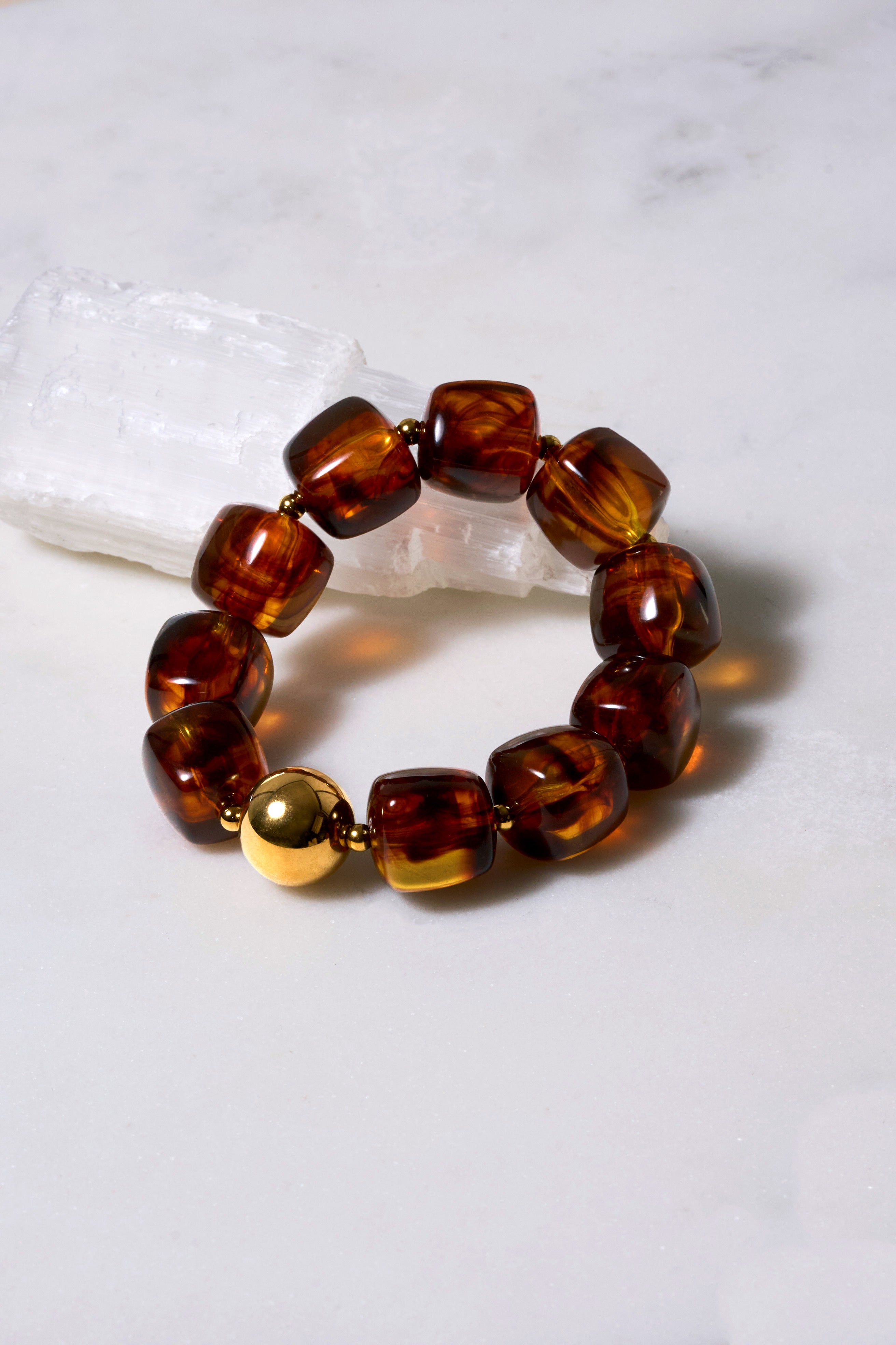 Fiona_Bracelet_Amber_V01