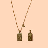 Gemini_Gold_Necklace_no_label_V01