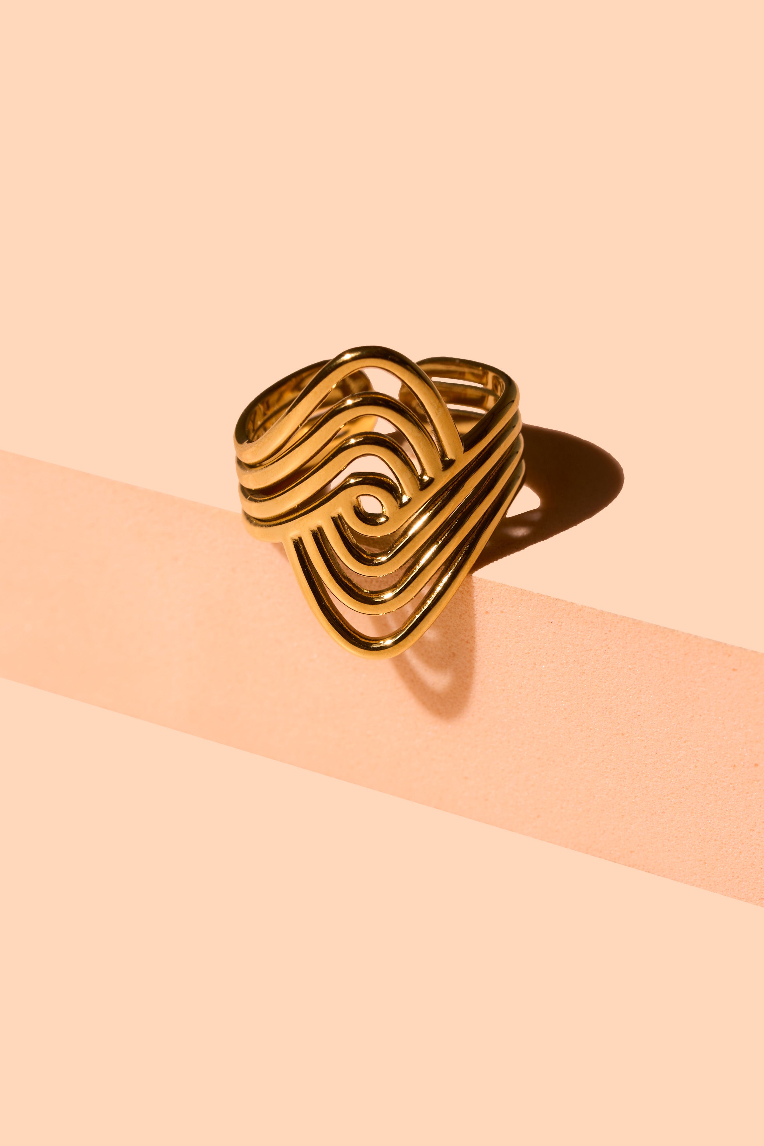 Hypnotic_Gold_Ring_V01