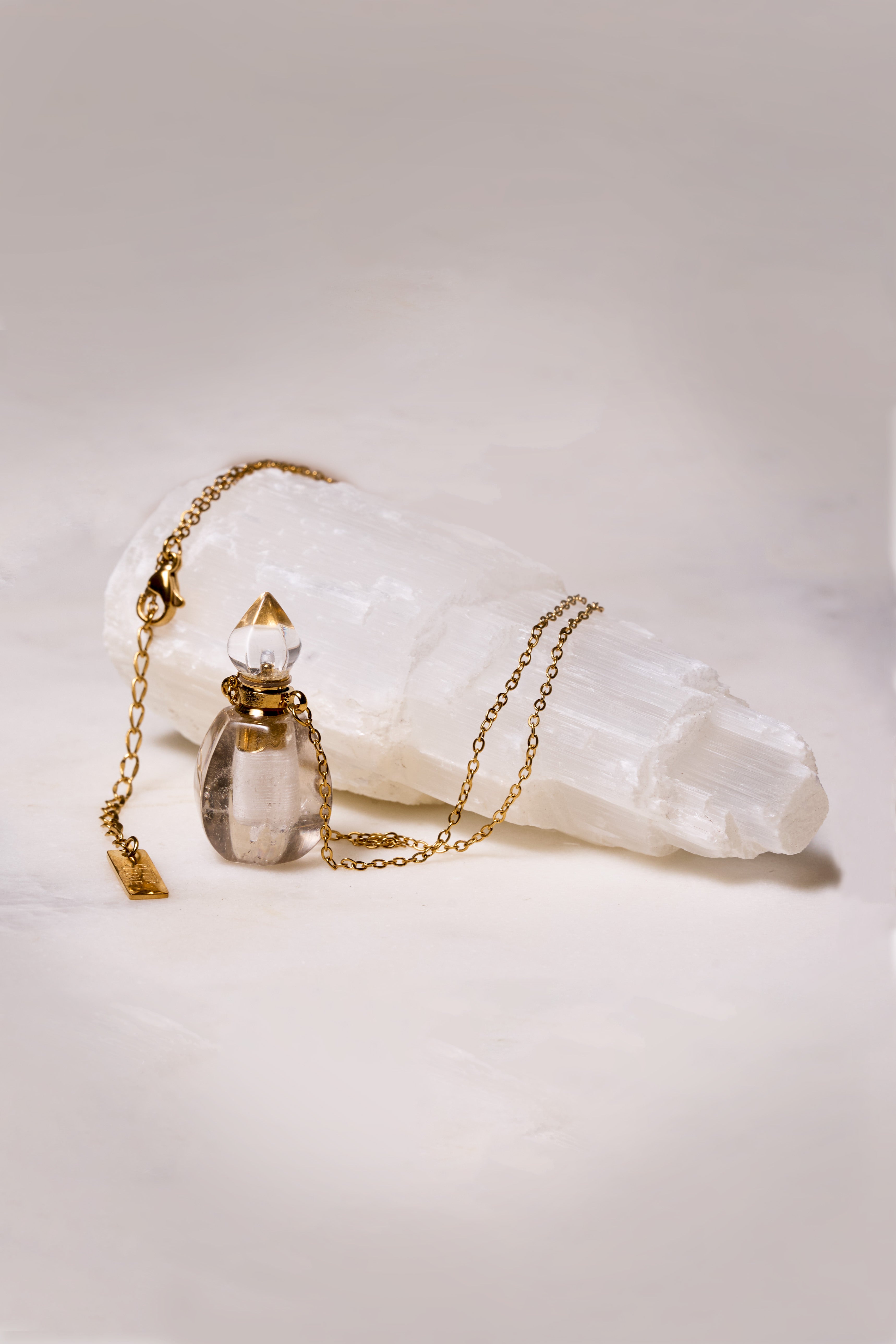 Isla Vessel Necklace