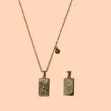 Pisces_Gold_Necklace_no_label_V01