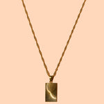 Starla_Gold_Necklace_V01
