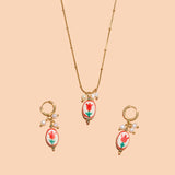 Sweet Tulip Necklace